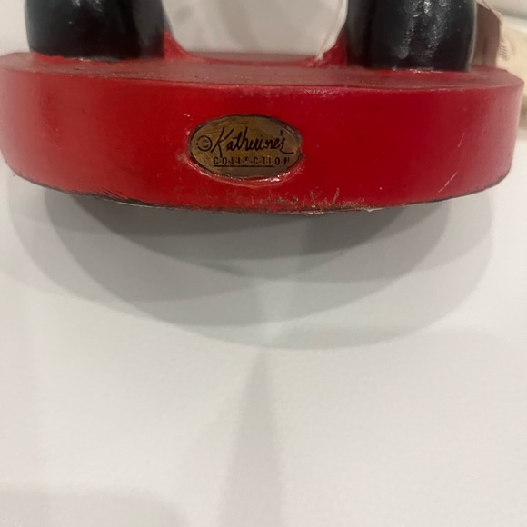 Pair of matching Katherine’s collection reproduction Santa’s 18 inches tall - Picture 5 of 17